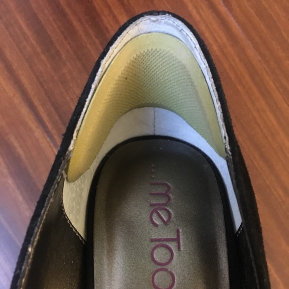 Me Too Suede Janella Peep Toe Heel - Picture 7 of 7